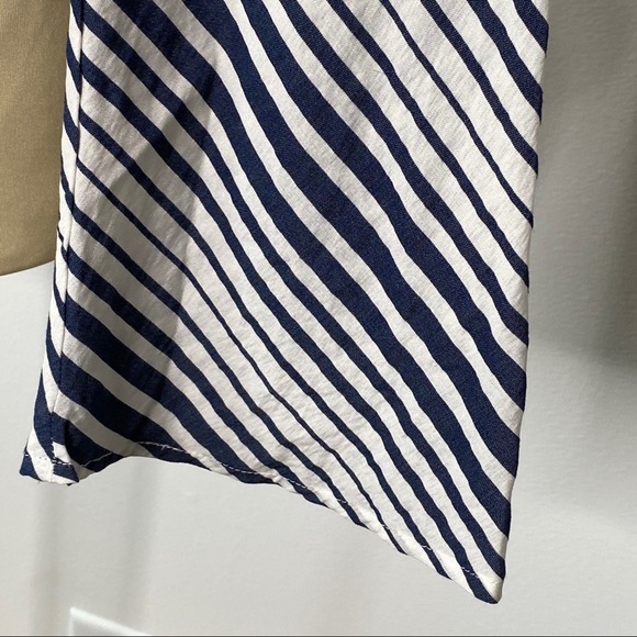 Express Navy Striped Keyhole Back Blouse - Picture 9 of 12